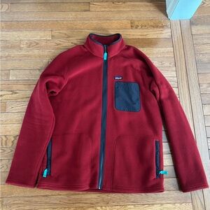 Like new - Patagonia Men's Red Fleece Jacket with pockets